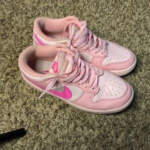 Triple Pink Nike Dunks Low-Top Design